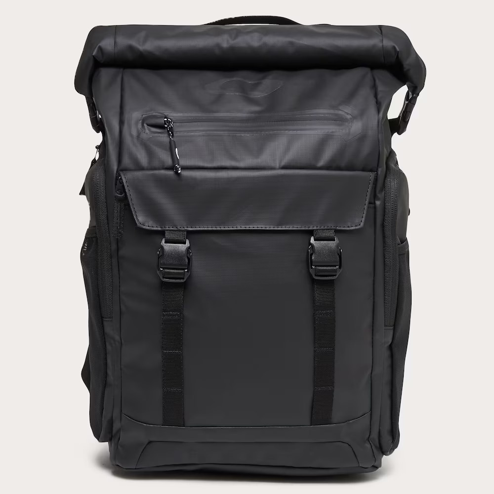 Oakley Road Trip Terrain 25L Backpack